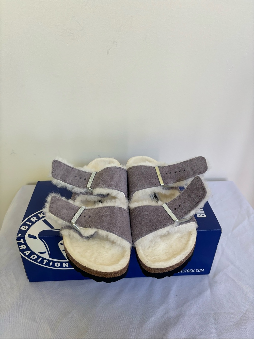 Birkenstock Arizona Shearling Sz 6 Eu37 Faded Purple Sandals Narrow fit NWB